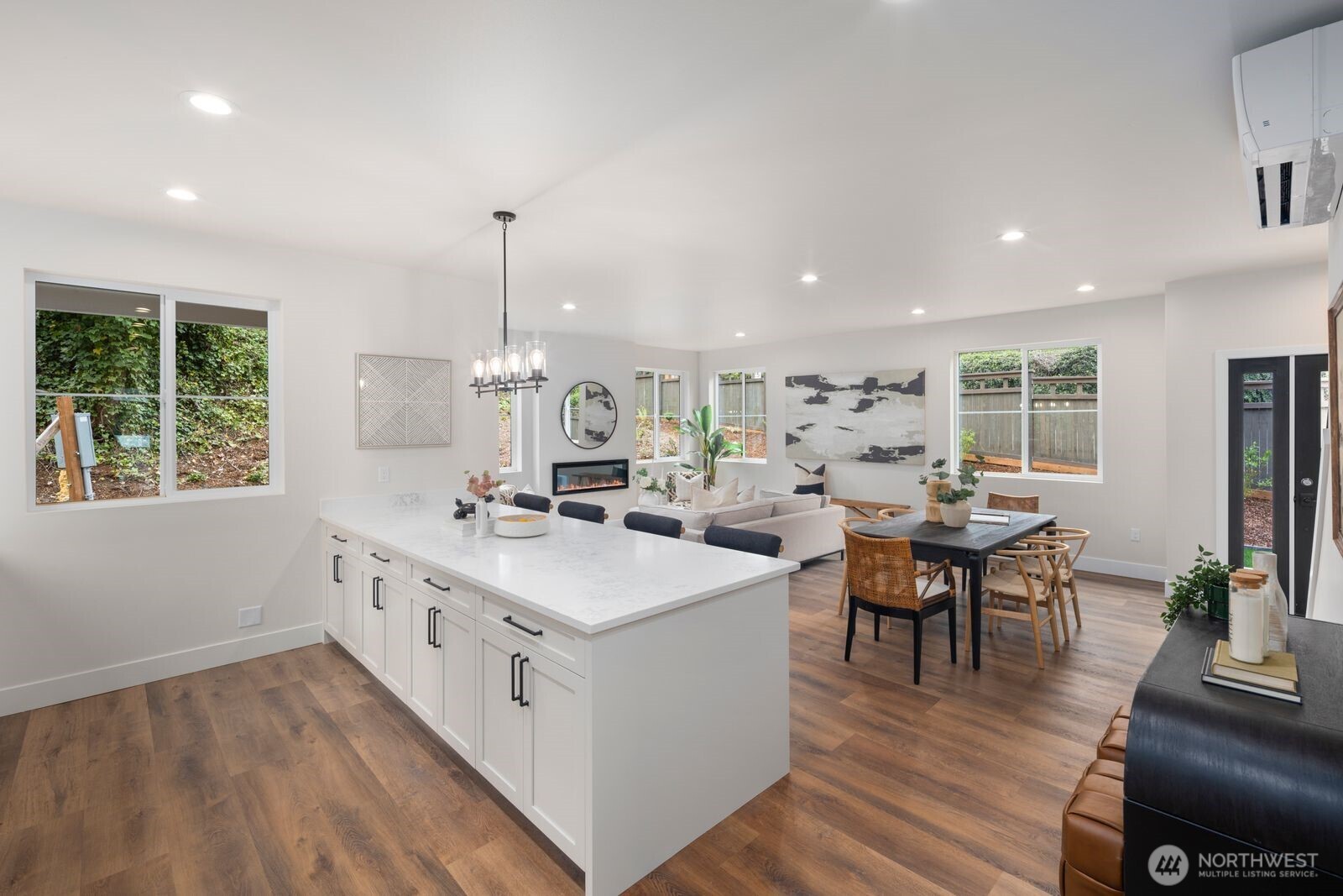 9434 Olson Place Southwest Seattle, WA 98106 - Photo 12 of 37