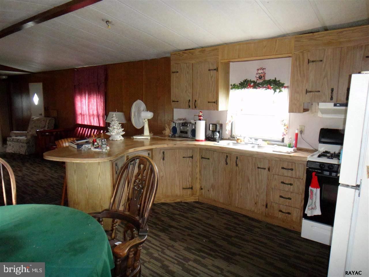 873 Myers Road Red Lion, PA 17356 - Photo 4 of 26