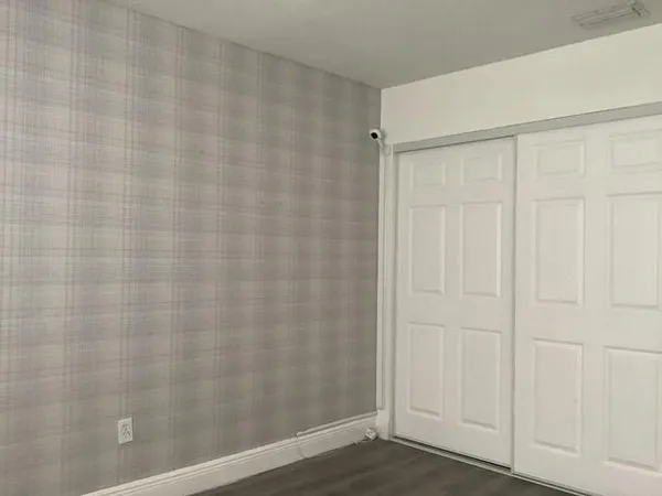 $4,900 | 621 Lakeshore Terrace, Davie, FL 33325