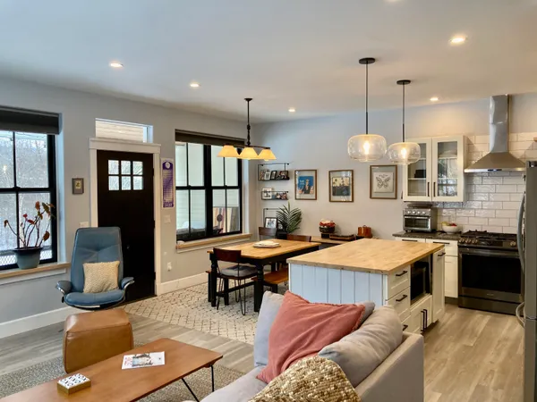 $1,150,000 | 102 Hill Street, Unit 6, Stowe, VT 05672