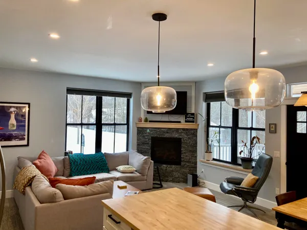 $1,175,000 | 102 Hill Street, Unit 6, Stowe, VT 05672