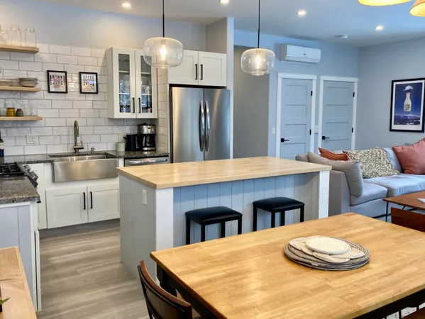 $1,150,000 | 102 Hill Street, Unit 6, Stowe, VT 05672