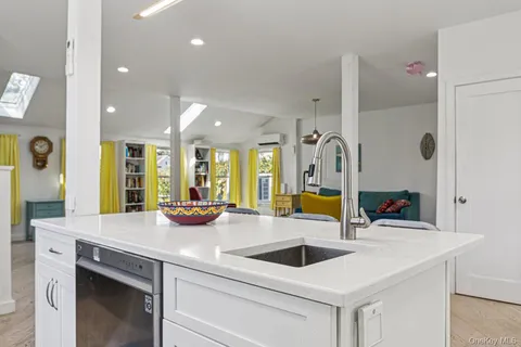 $750,000 | 28 South Brett Street, Beacon, NY 12508