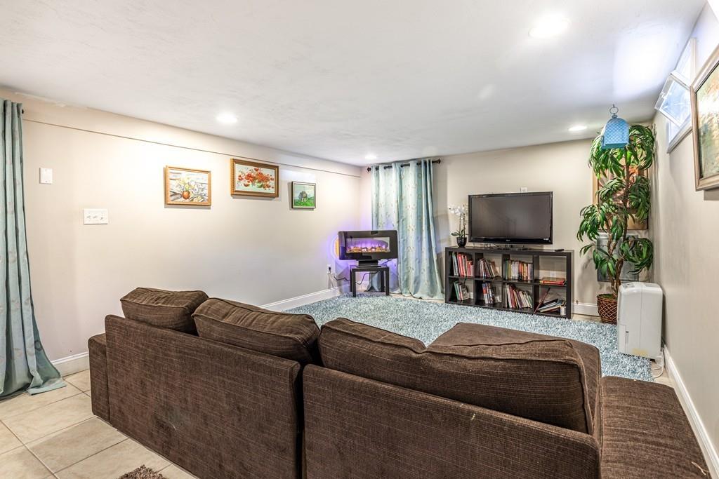 2 Manomet Road Sharon, MA 02067 - Photo 28 of 40 Gallery Image 28