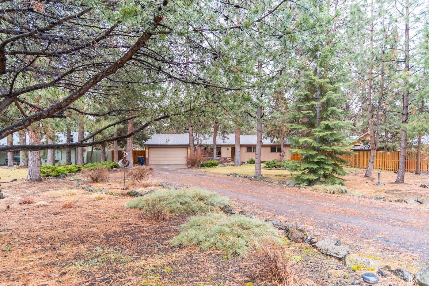 20249 Rae Road Bend, OR 97702 - Photo 3 of 23 Additional Photo