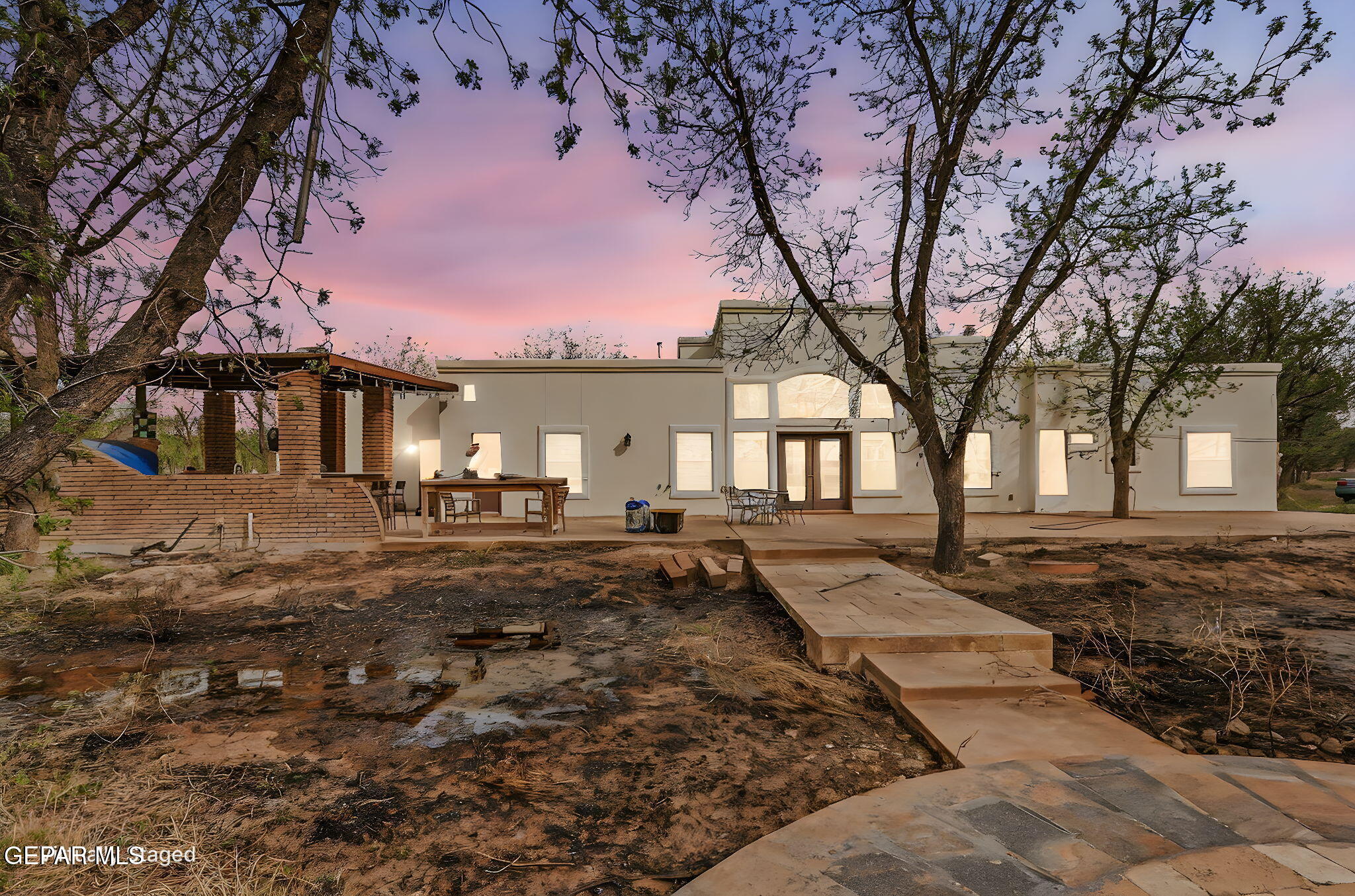 617 Wallace Road Anthony, NM 88021 - Photo 51 of 65 50-web-or-mls-IMG_9088 day to dusk