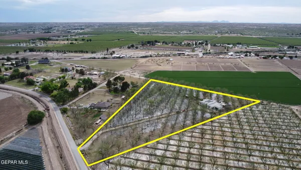 $1,100,000 | 617 Wallace Road, Anthony, NM 88021