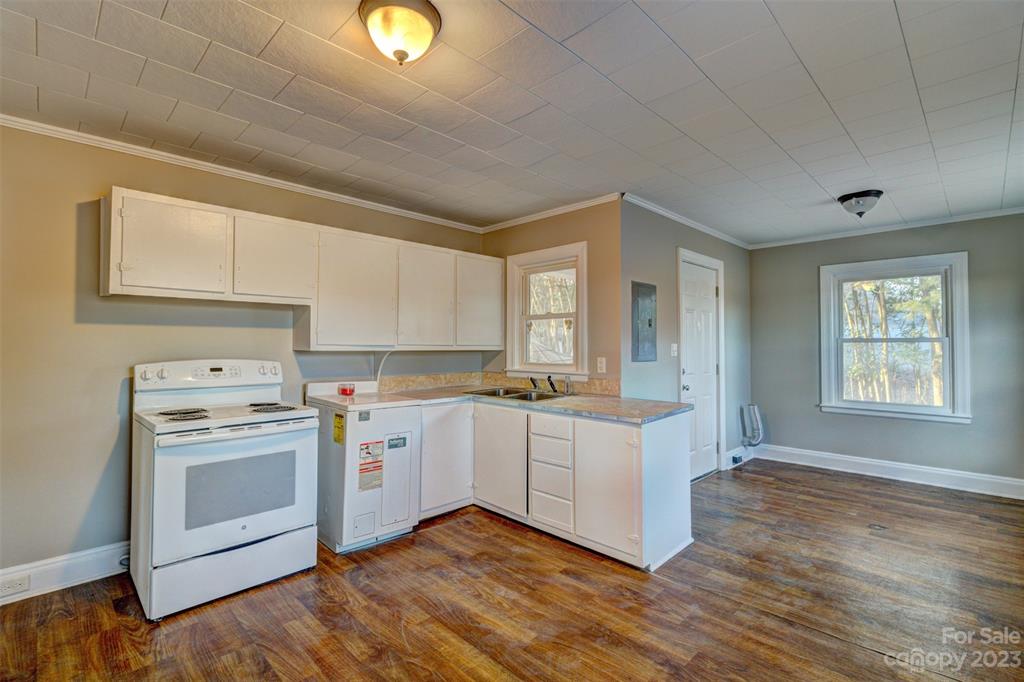 927 Marys Grove Road Cherryville, NC 28021 - Photo 4 of 14 Gallery Image 4