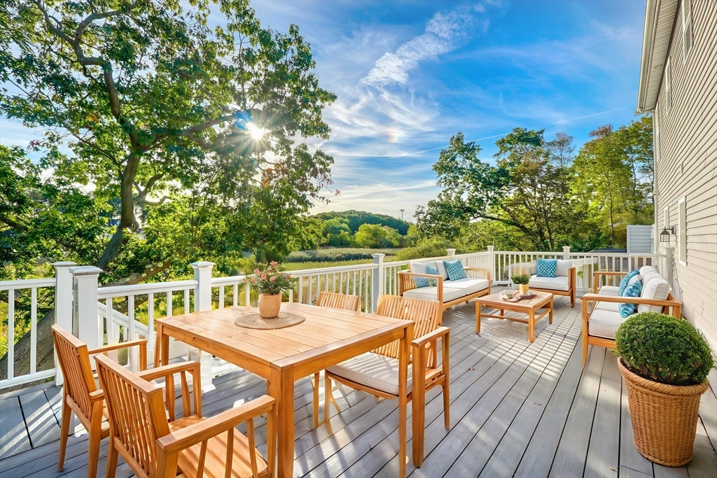 87 Riverbank Road Saugus, MA 01906 - Photo 32 of 40