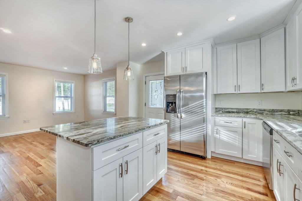 87 Riverbank Road Saugus, MA 01906 - Photo 9 of 40