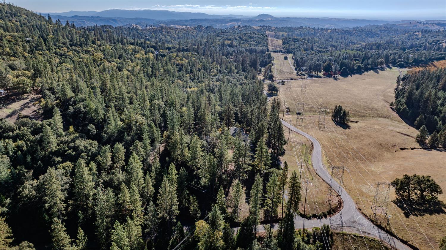 10500 Tabeaud Road Pine Grove, CA 95665 - Photo 29 of 30 a view of a city