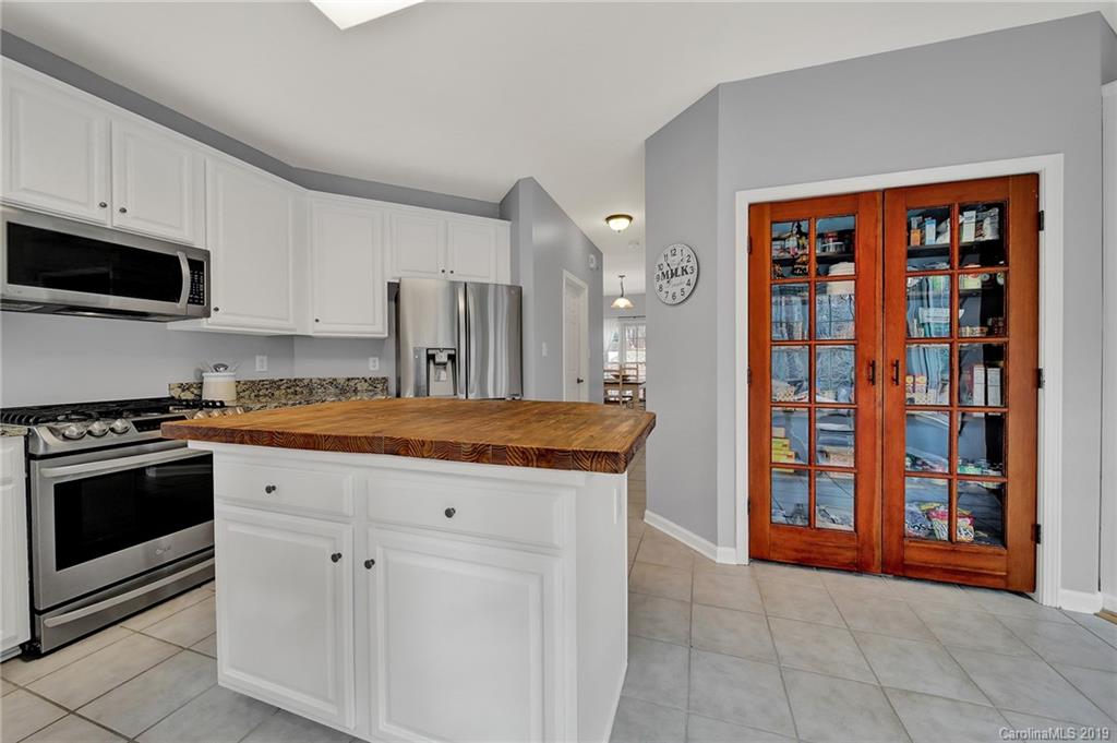 11138 Scullers Run Tega Cay, SC 29708 - Photo 4 of 34