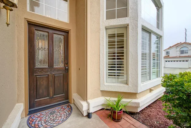 $668,000 | 385 Sun Valley Way, Vacaville, CA 95688