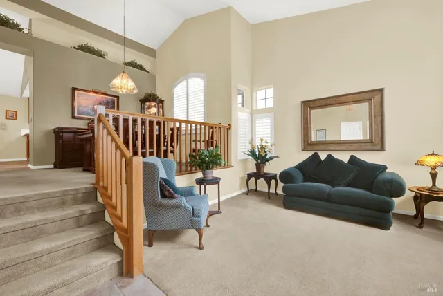 $668,000 | 385 Sun Valley Way, Vacaville, CA 95688