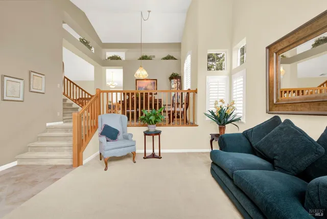 $668,000 | 385 Sun Valley Way, Vacaville, CA 95688