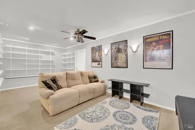 $668,000 | 385 Sun Valley Way, Vacaville, CA 95688