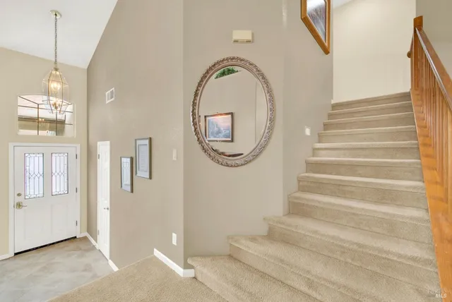 $668,000 | 385 Sun Valley Way, Vacaville, CA 95688