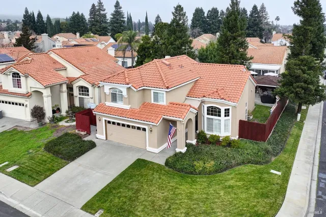 $668,000 | 385 Sun Valley Way, Vacaville, CA 95688