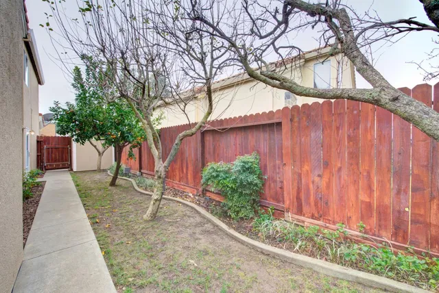 $668,000 | 385 Sun Valley Way, Vacaville, CA 95688