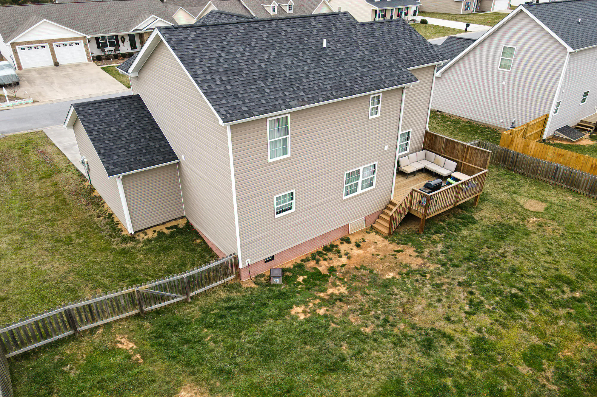 125 May Apple Road Bluff City, TN 37618 - Photo 35 of 37 Photo_6553747_DJI_147_jpg_7149013_0_2021