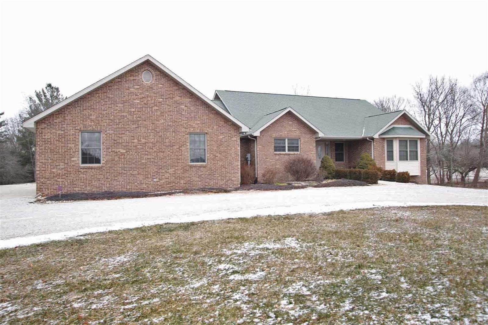 11743 Fruit Road Alhambra, IL 62001 - Photo 2 of 90