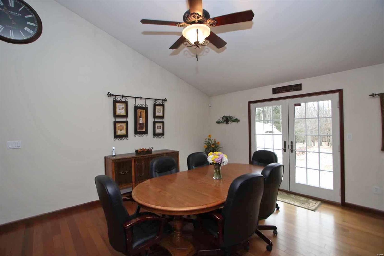 11743 Fruit Road Alhambra, IL 62001 - Photo 12 of 90