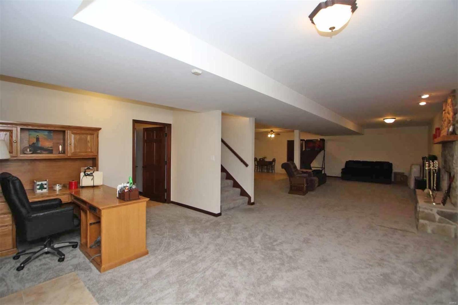 11743 Fruit Road Alhambra, IL 62001 - Photo 20 of 90