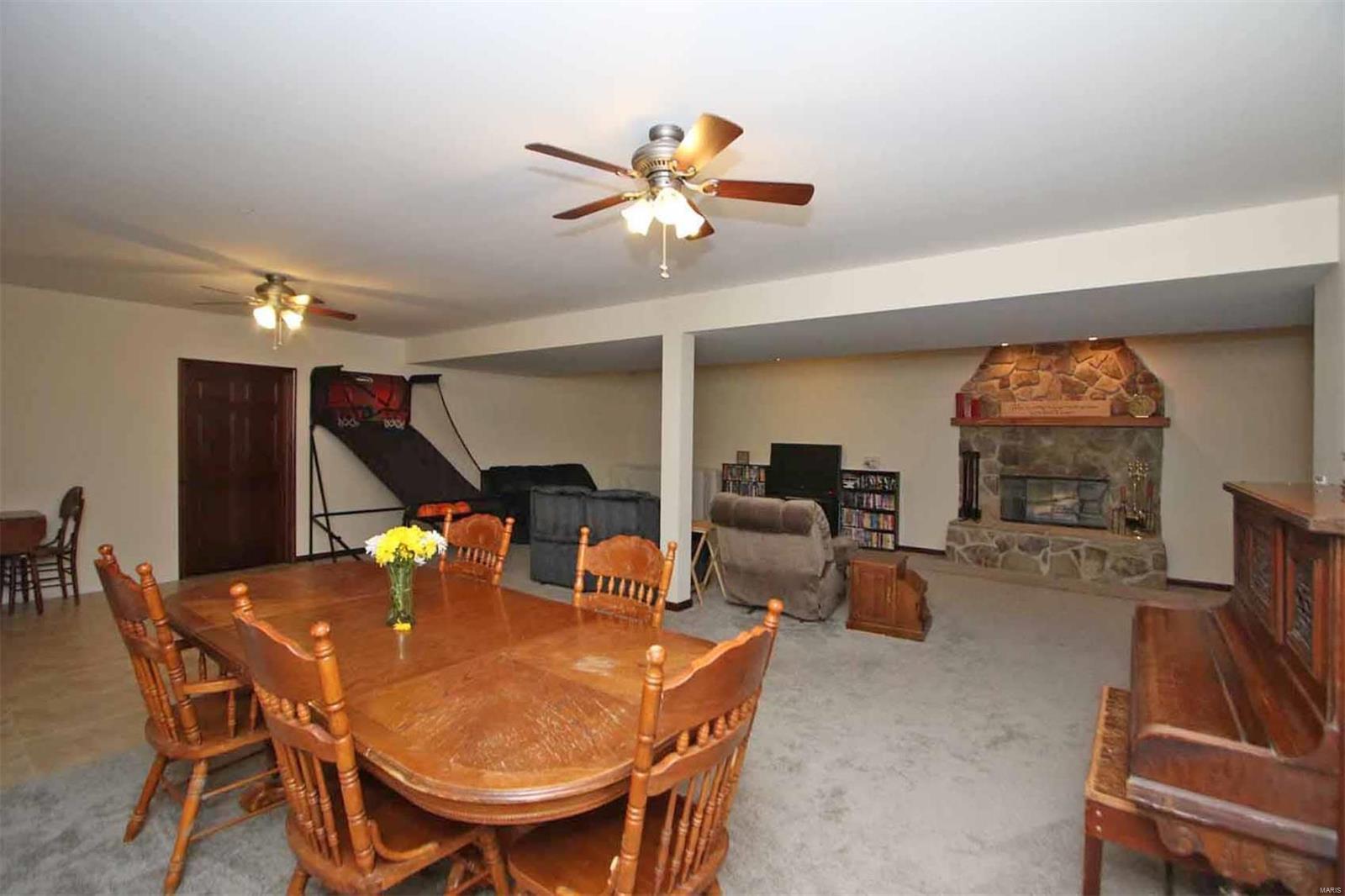 11743 Fruit Road Alhambra, IL 62001 - Photo 29 of 90