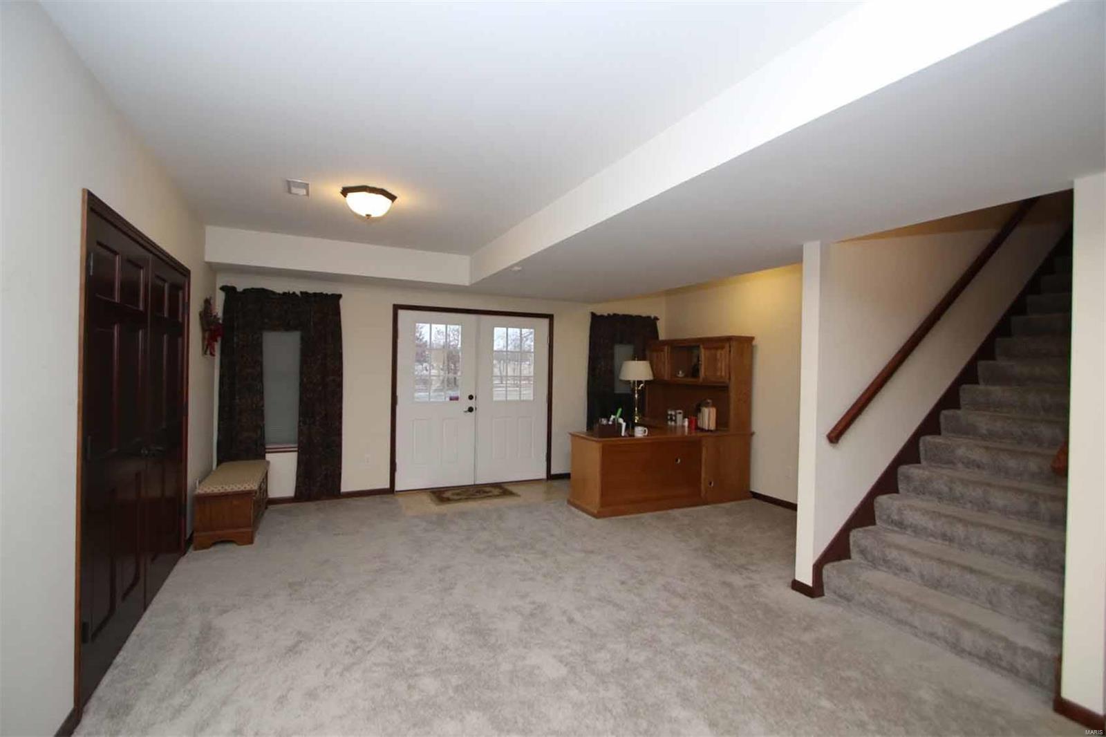 11743 Fruit Road Alhambra, IL 62001 - Photo 35 of 90