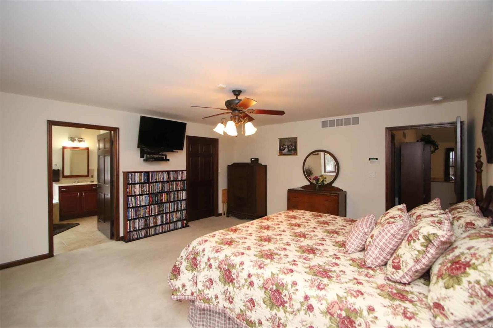 11743 Fruit Road Alhambra, IL 62001 - Photo 50 of 90