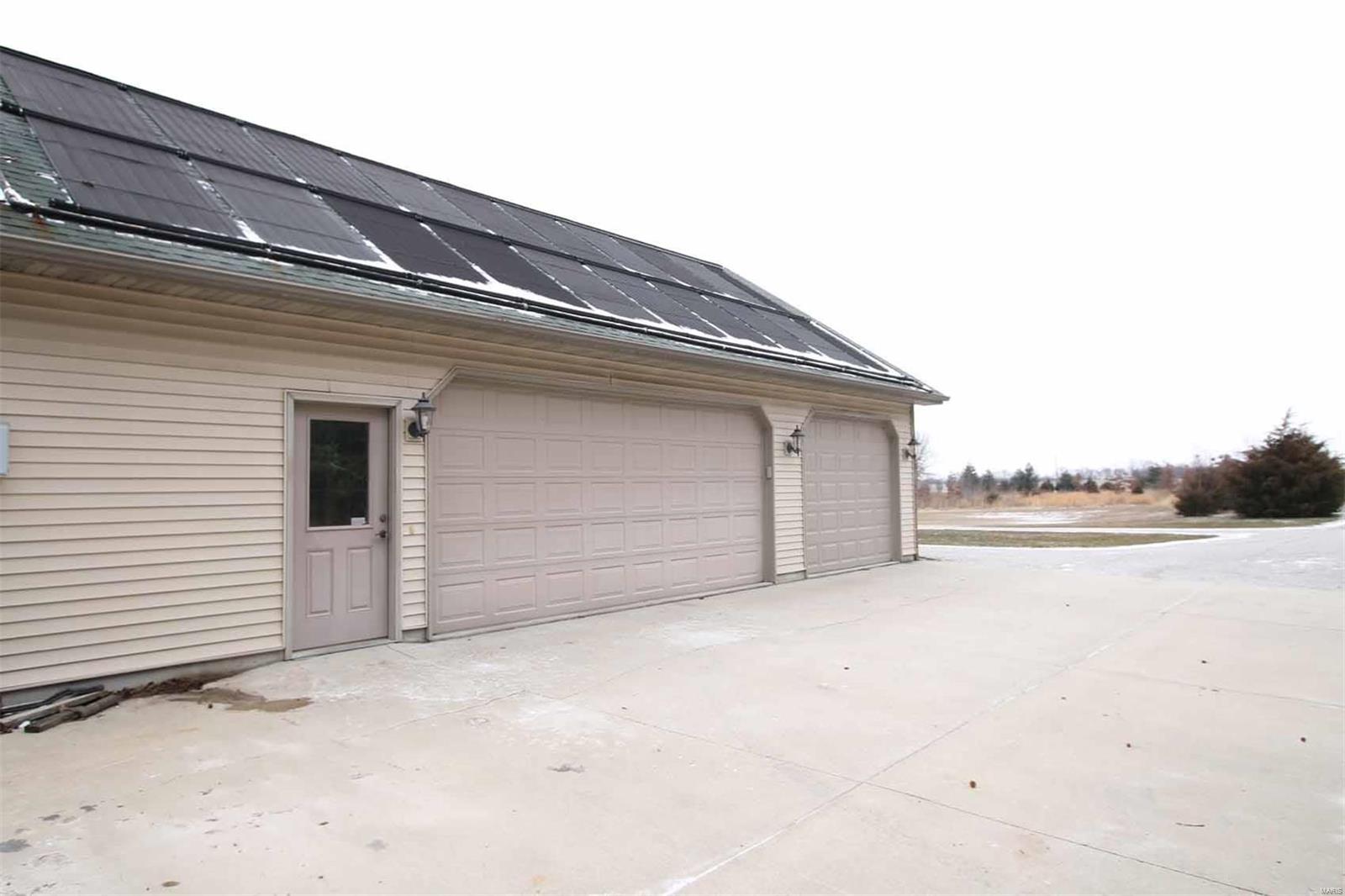 11743 Fruit Road Alhambra, IL 62001 - Photo 61 of 90