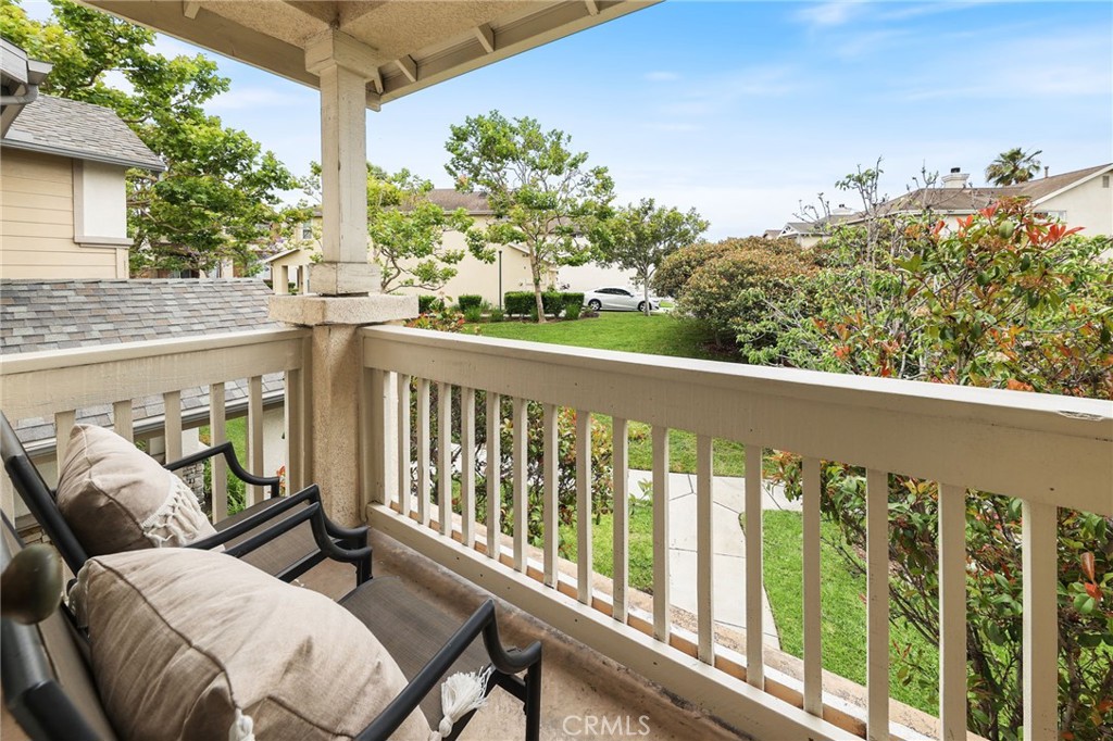1263 Date Palm Drive Carson, CA 90746 - Photo 33 of 41 a view of a balcony with furniture