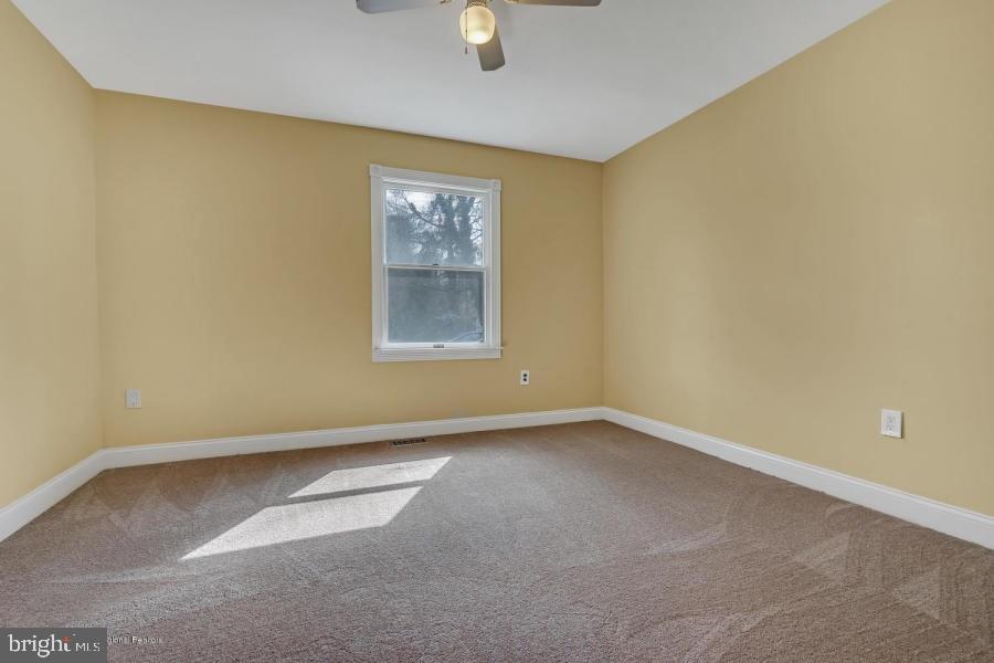 1516 Dee Road Forked River, NJ 08731 - Photo 13 of 23 Gallery Image 13