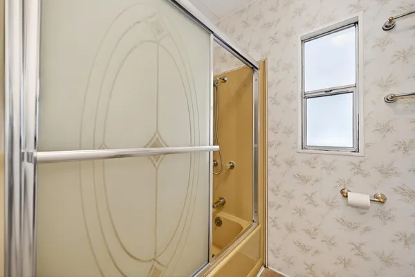 a view of entrance of house