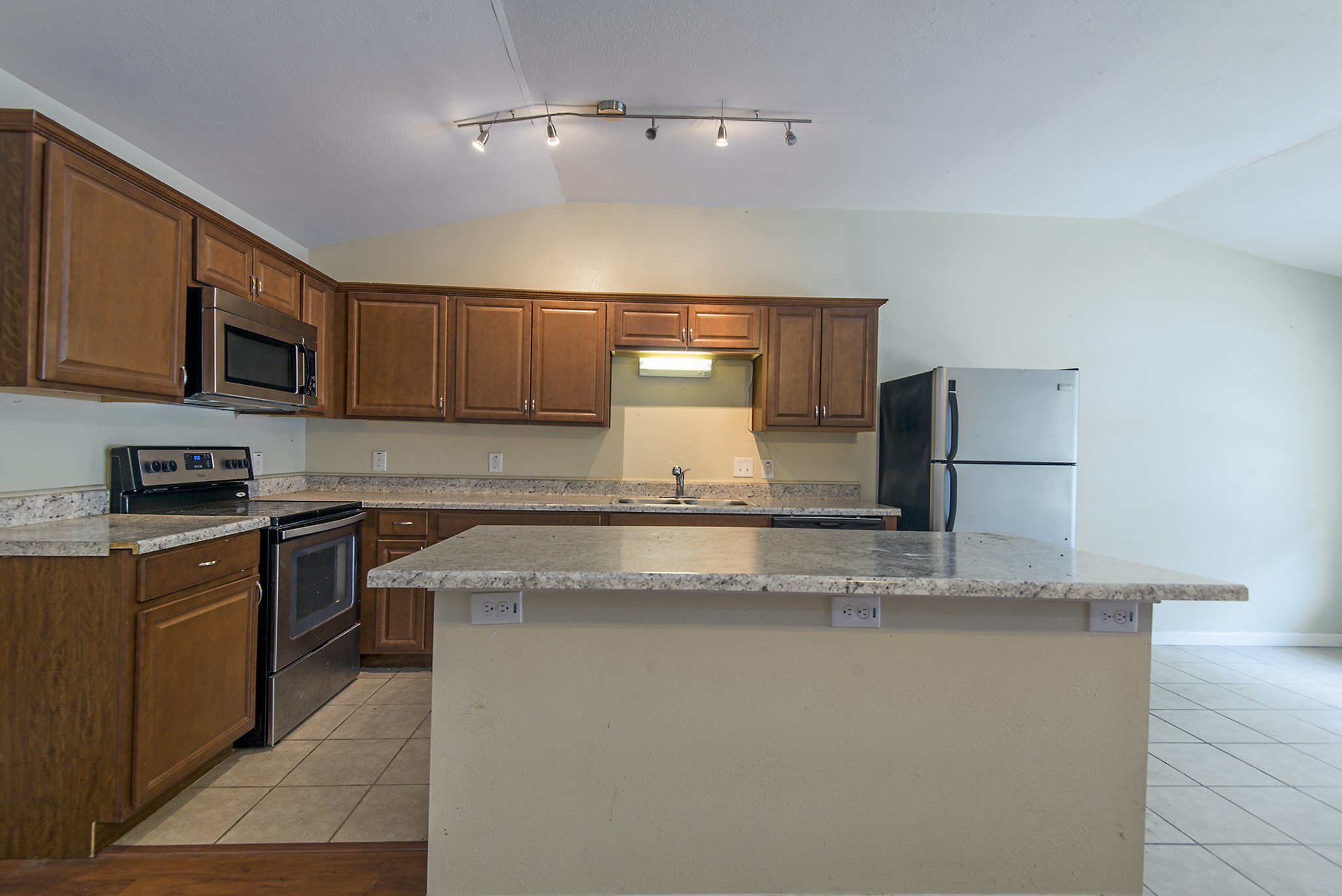 5031 Pine Avenue, Unit C1 Pasadena, TX 77503 - Photo 6 of 13