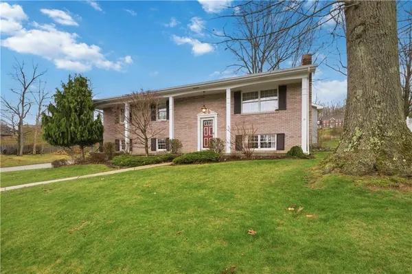 $499,900 | 100 Hermitage Circle, Ligonier, PA 15658