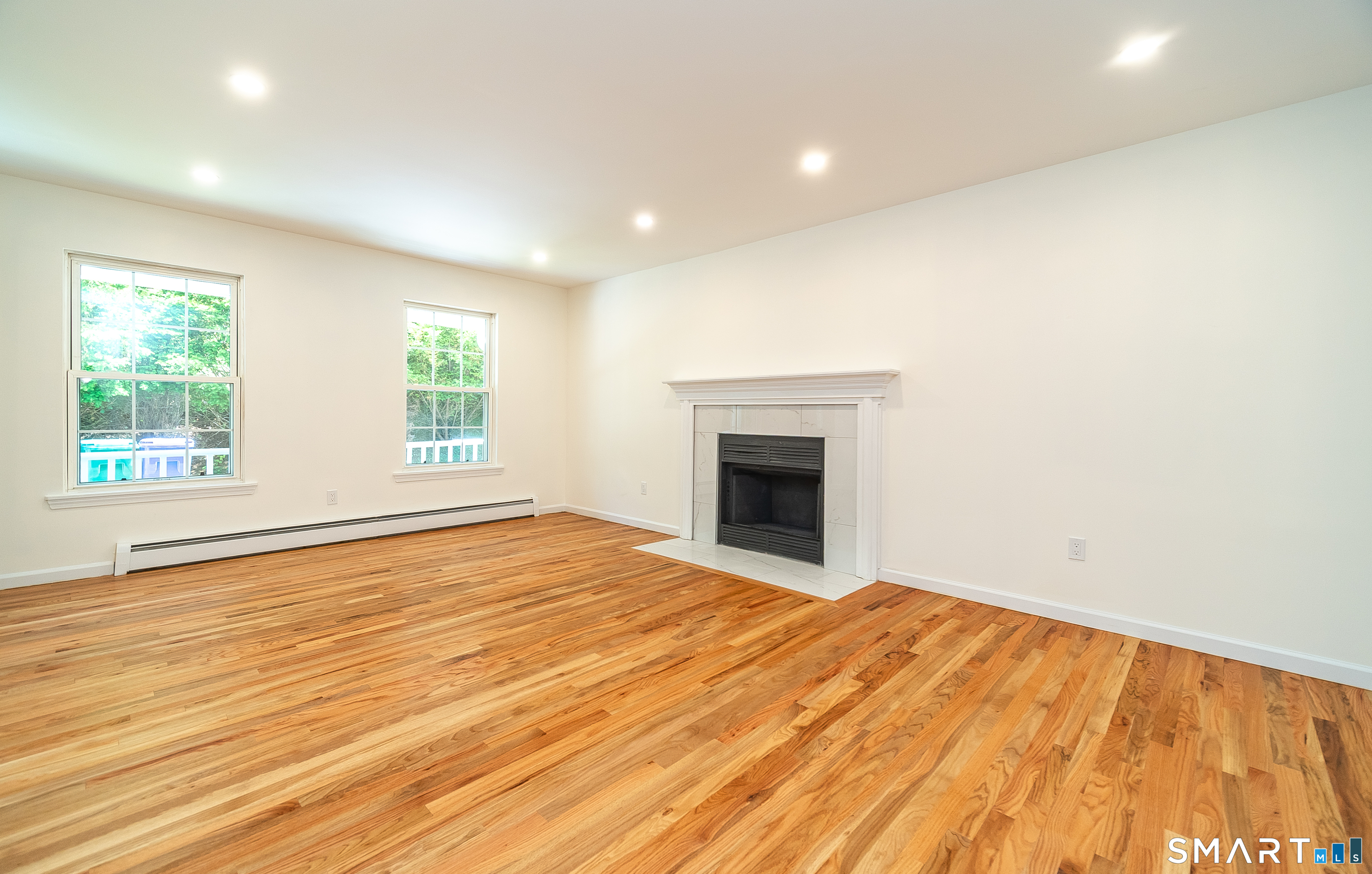 1425 James Farm Road Stratford, CT 06614 - Photo 12 of 40