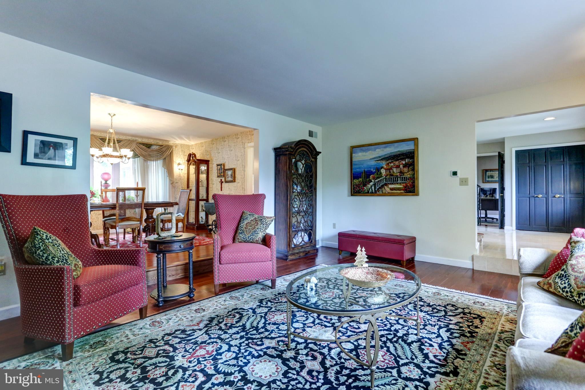 508 Gale Road Camp Hill, PA 17011 - Photo 17 of 50 a living room with furniture