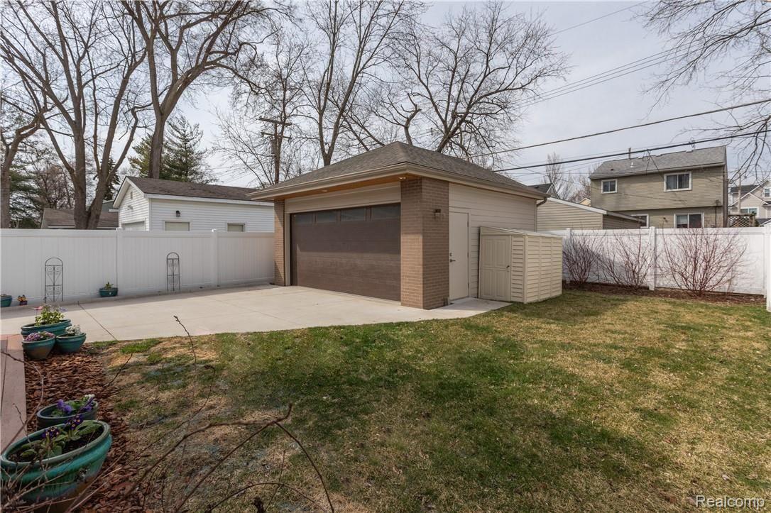 1335 Ruffner Avenue Birmingham, MI 48009 - Photo 37 of 38 ruffner2.jpg
