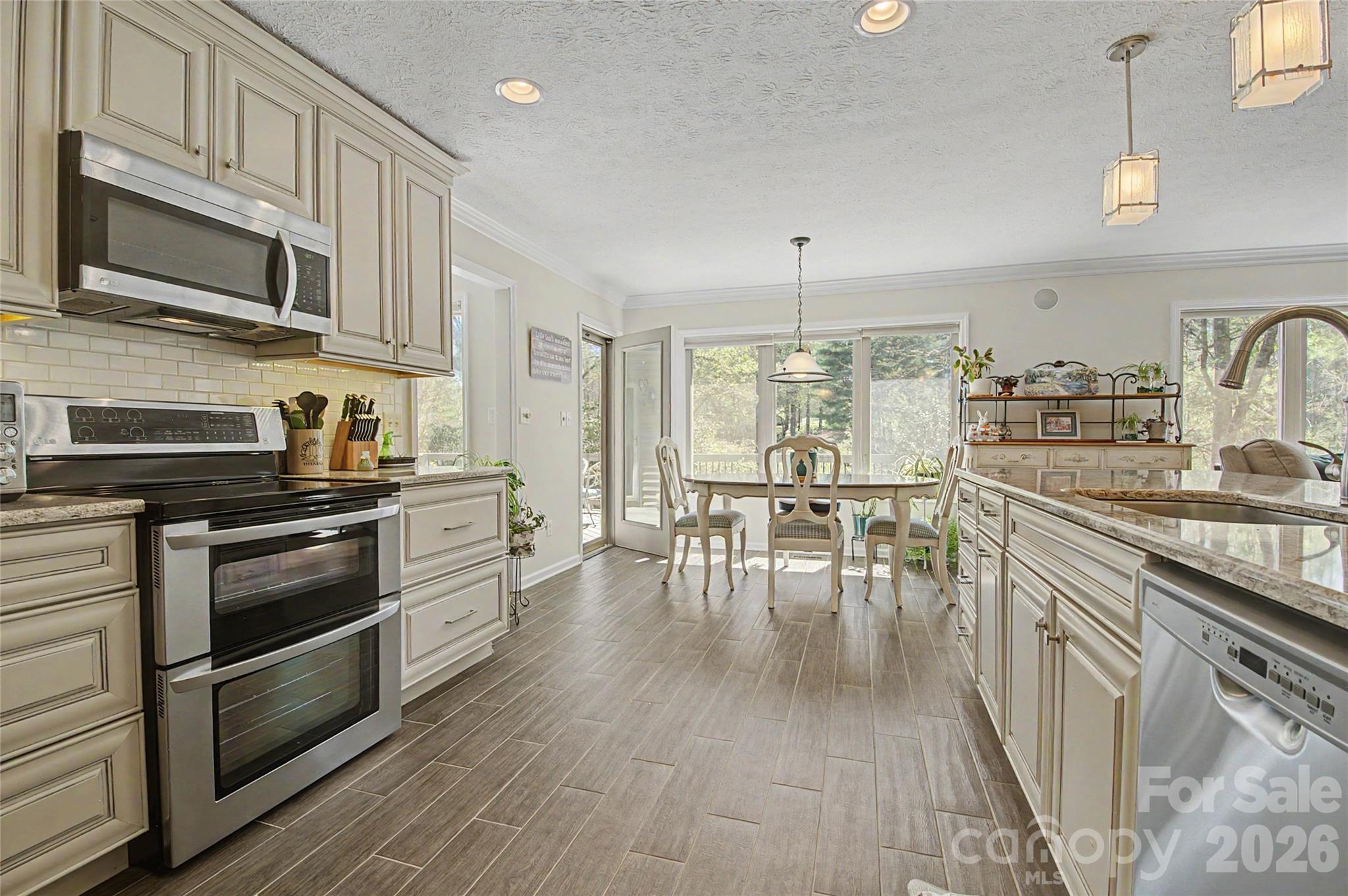 35 Tall Pines Road Hendersonville, NC 28739 - Photo 10 of 48