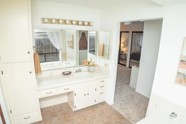 $629,000 | 2596 Roslyn Way, Sacramento, CA 95821