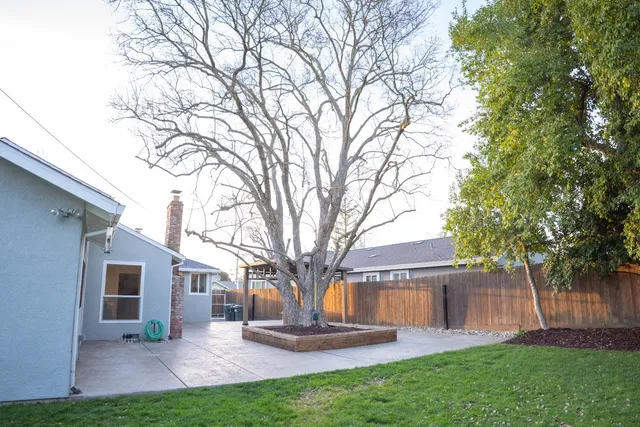 $629,000 | 2596 Roslyn Way, Sacramento, CA 95821