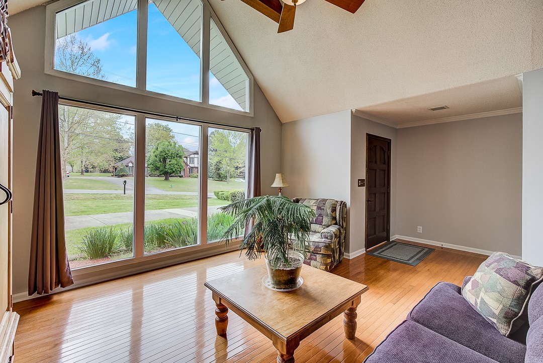 604 Hay Market Road Clarksville, TN 37043 - Photo 8 of 38 Gallery Image 8