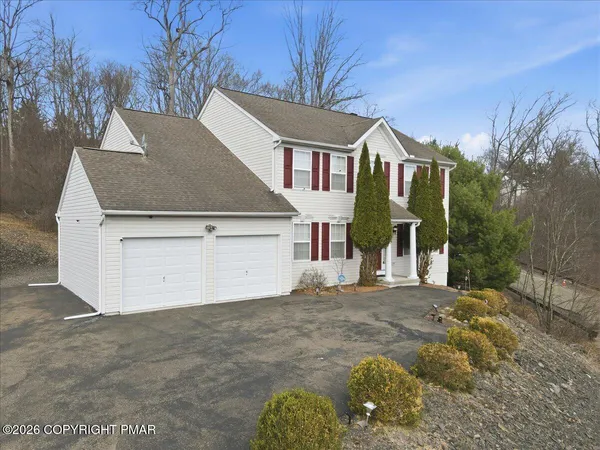 $450,000 | 706 Franklin Court, East Stroudsburg, PA 18302