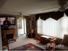 424 South Wesley Street Springfield, IL 62703 - Photo 2 of 17