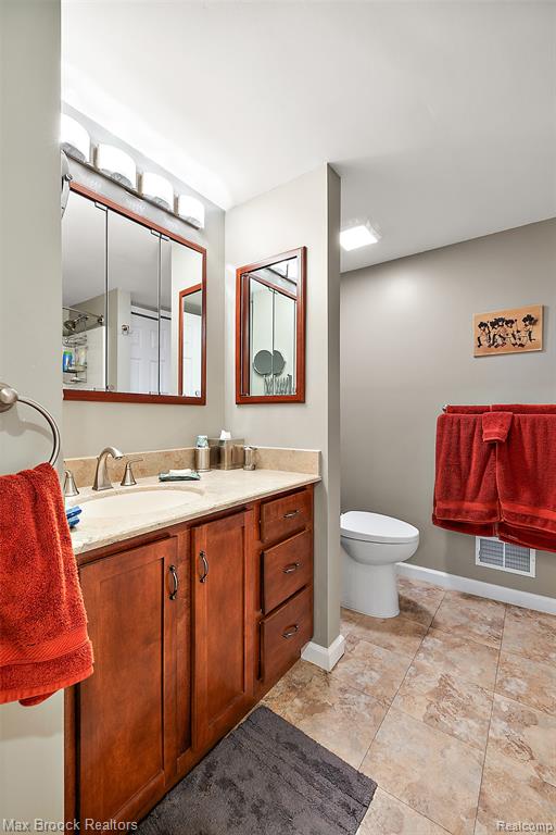 46784 Country Lane Macomb, MI 48044 - Photo 22 of 29