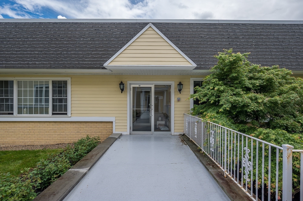 48 Phillips Road, Unit 12 Holden, MA 01520 - Photo 28 of 34