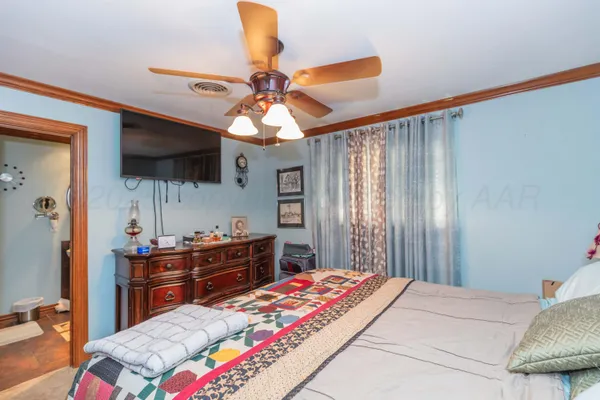 $275,000 | 105 Pratt Street, Claude, TX 79019