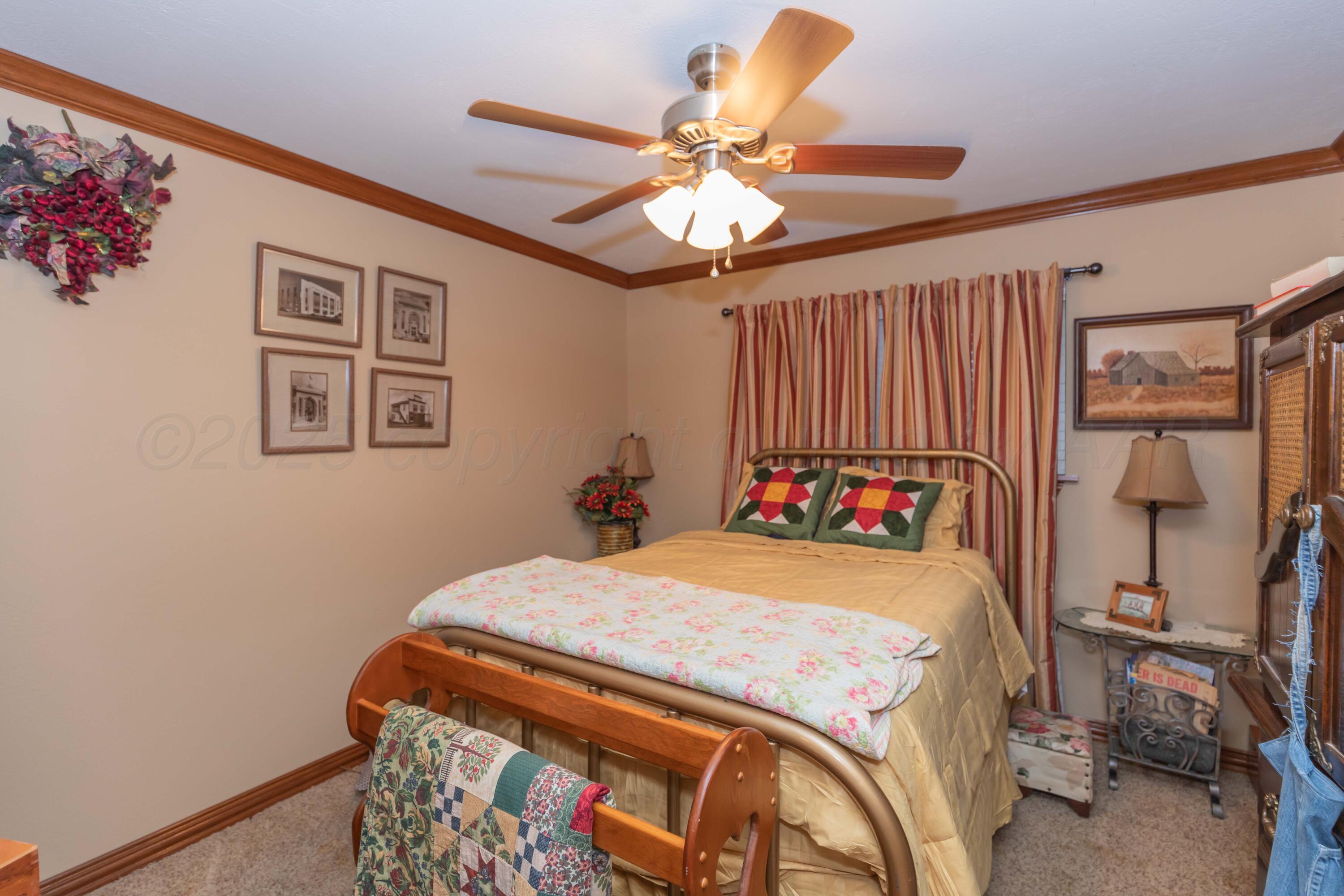 105 Pratt Street Claude, TX 79019 - Photo 28 of 42 BEDROOM 3 VIEW 1