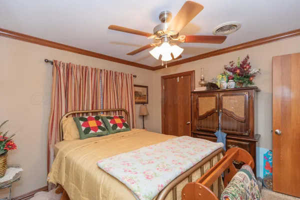 $275,000 | 105 Pratt Street, Claude, TX 79019